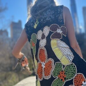 Cozy vest handmade with special soft and natural yarns.